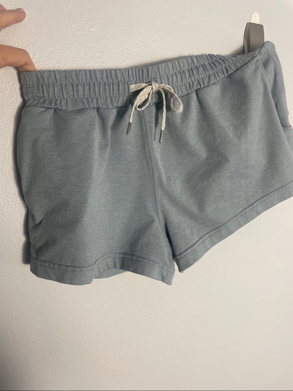 2 Pair Vuori Shorts Size Small - Picture 2 of 14